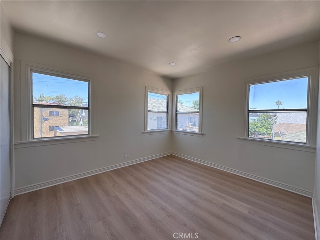 875 W 41st Drive - Photo 8