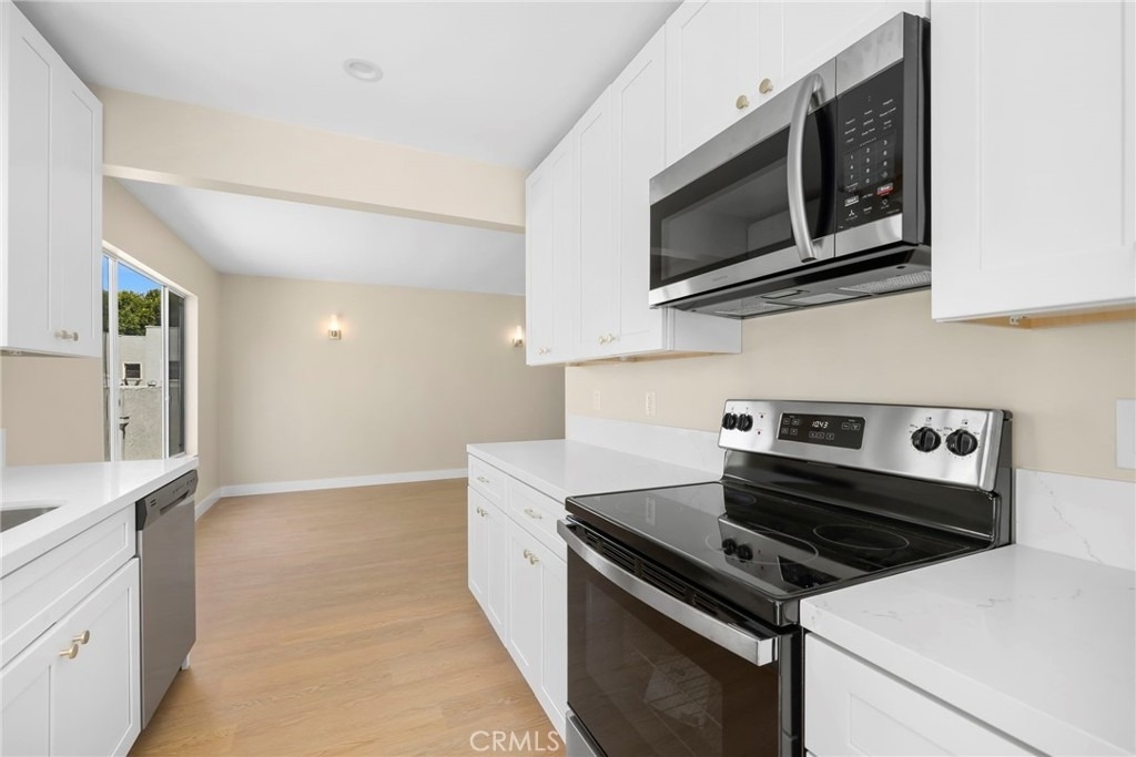 3020 E 3rd - Photo 13