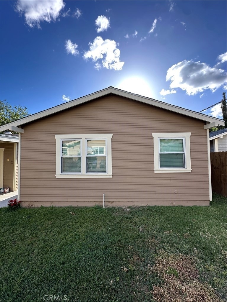 274 N Waverly - Photo 6