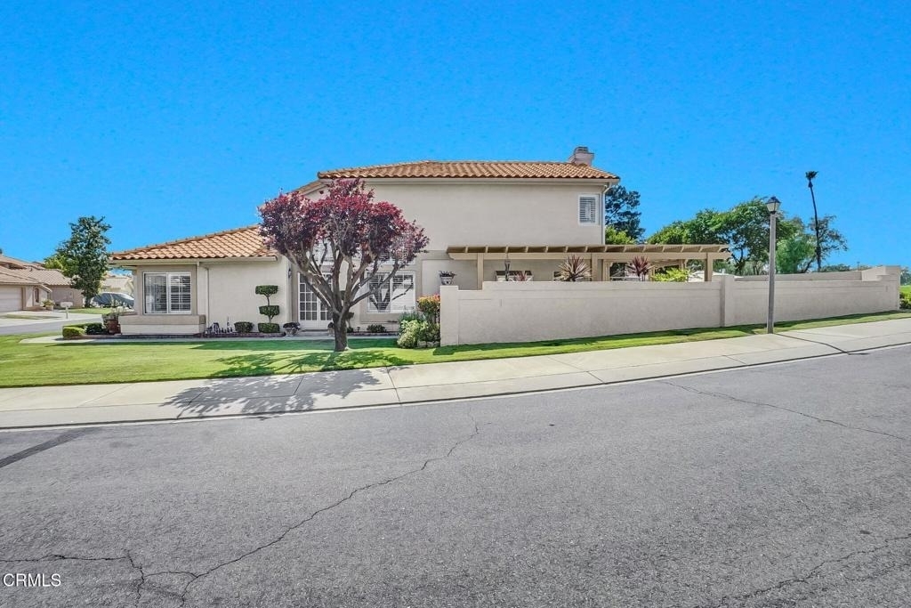 885 Oakland Hills Drive - Photo 2