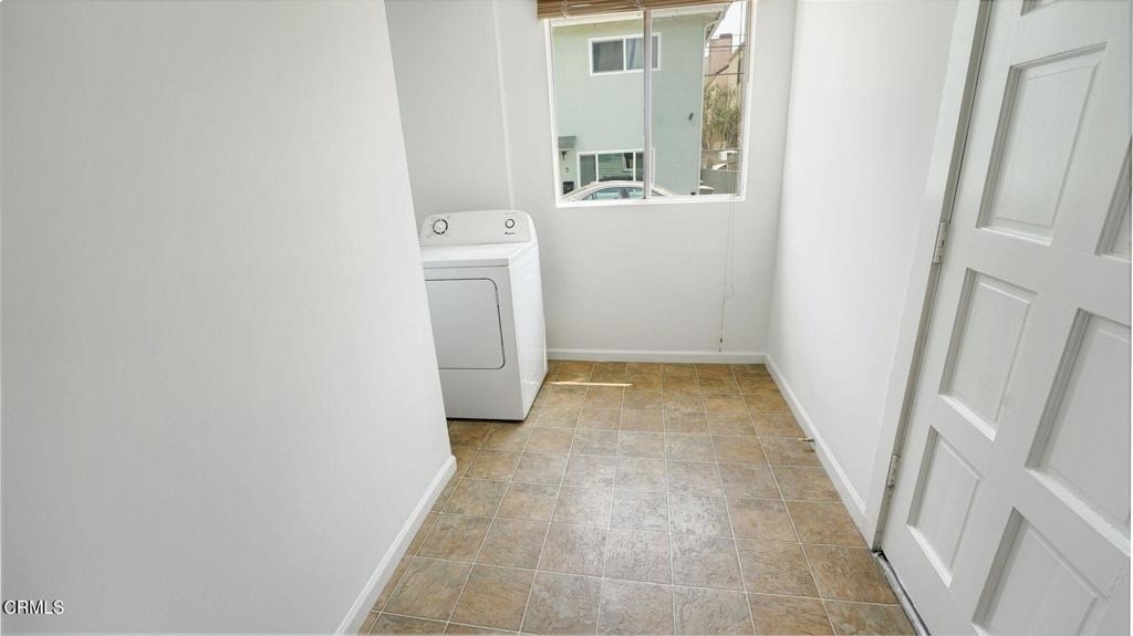 544 Salem Street - Photo 12