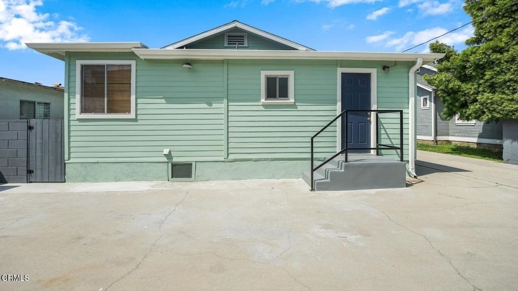 544 Salem Street - Photo 15