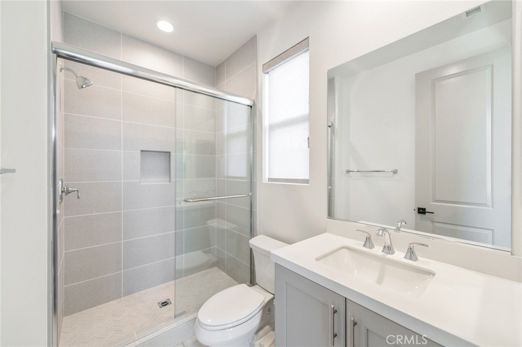 16 Vicino - Photo 34