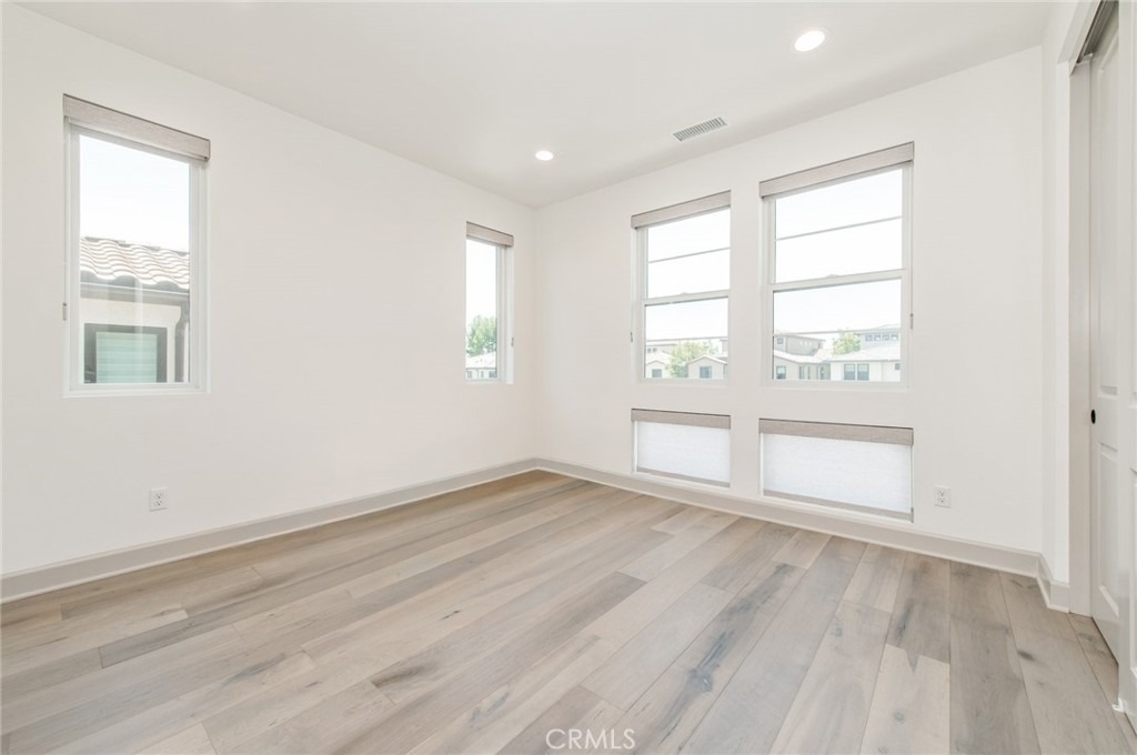 16 Vicino - Photo 32