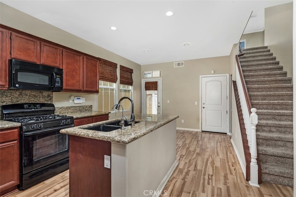 31884 Jaybee - Photo 2