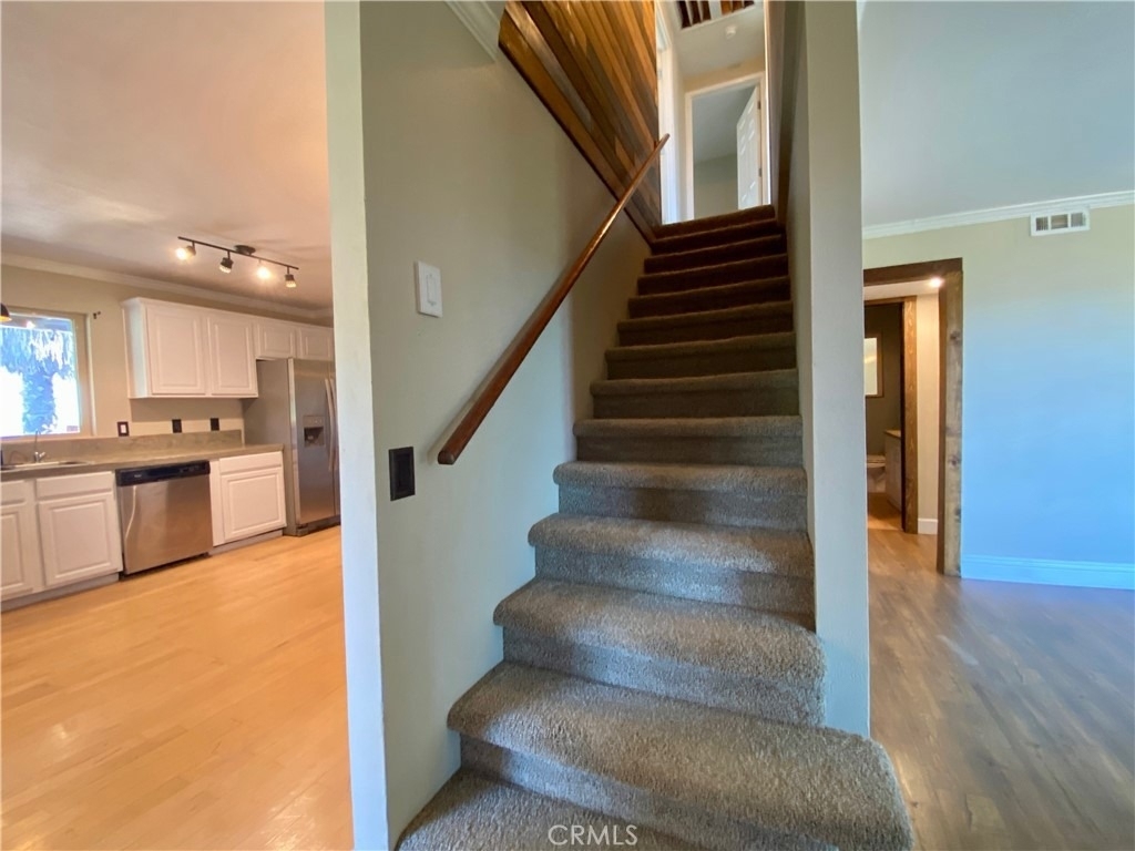 2761 Joan - Photo 28