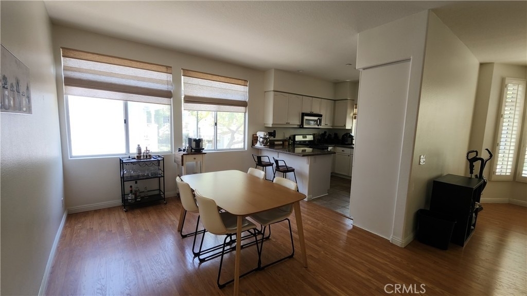 580 N Pageant - Photo 12