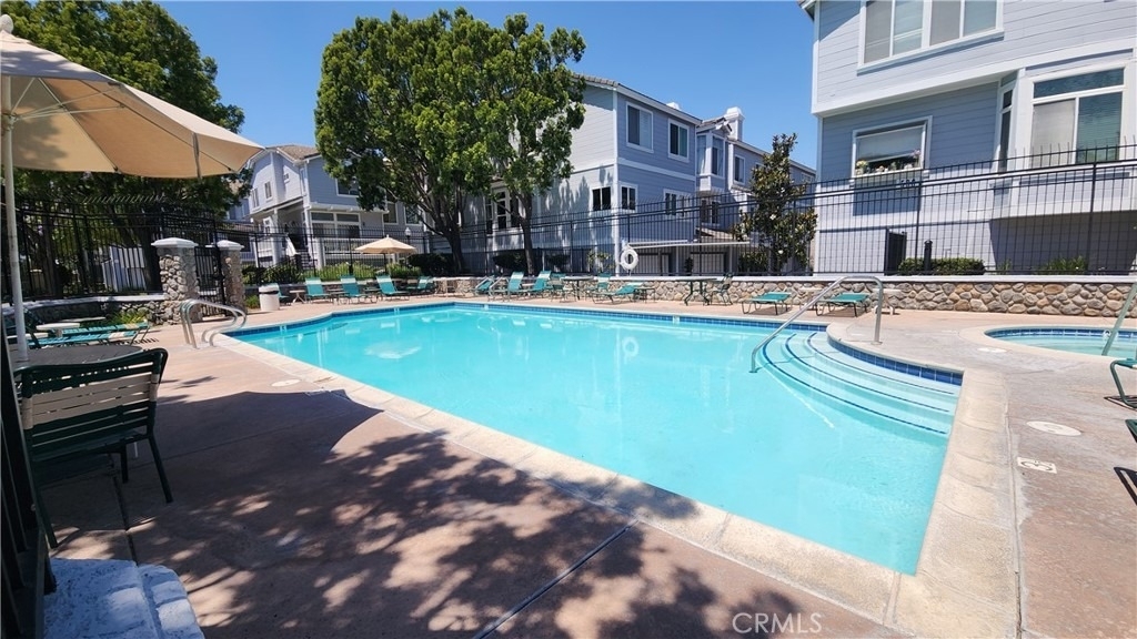 580 N Pageant - Photo 28
