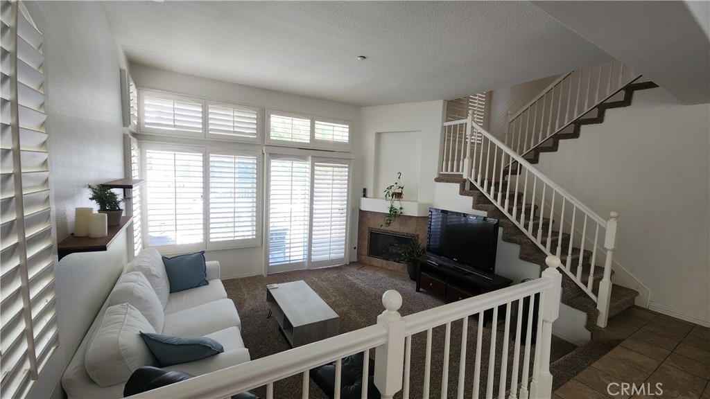 580 N Pageant - Photo 8