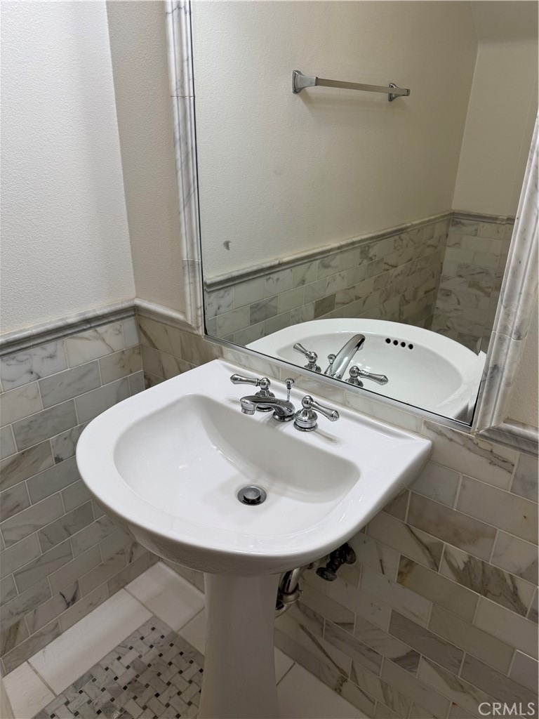 12877 Ternberry Court - Photo 9