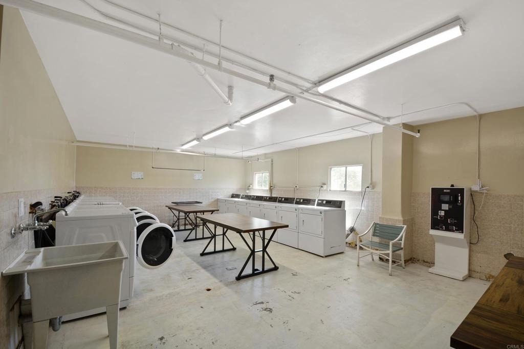 17352 W Sunset Boulevard - Photo 25