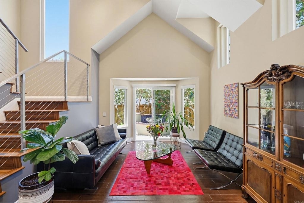 2756 Southampton - Photo 9