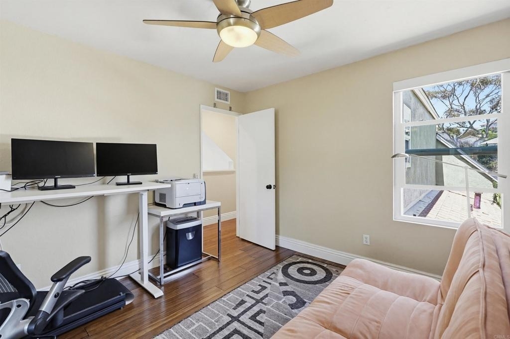 2756 Southampton - Photo 36