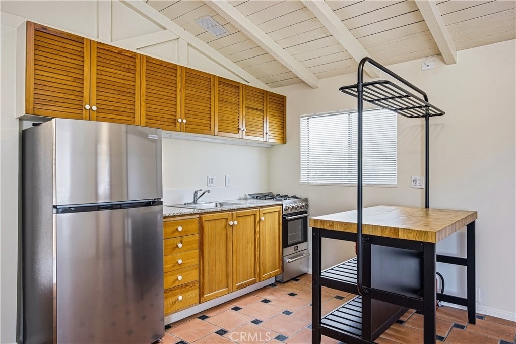951 Glenneyre - Photo 3