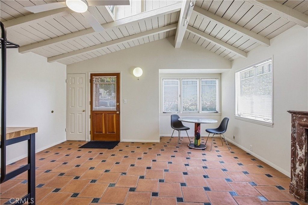 951 Glenneyre - Photo 8