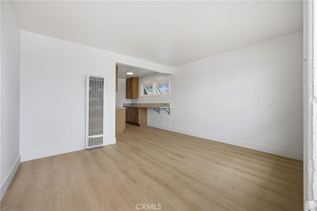 210 Cypress - Photo 3