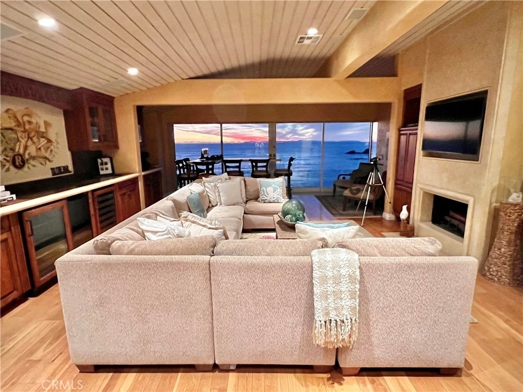 1137 Marine Drive - Photo 16