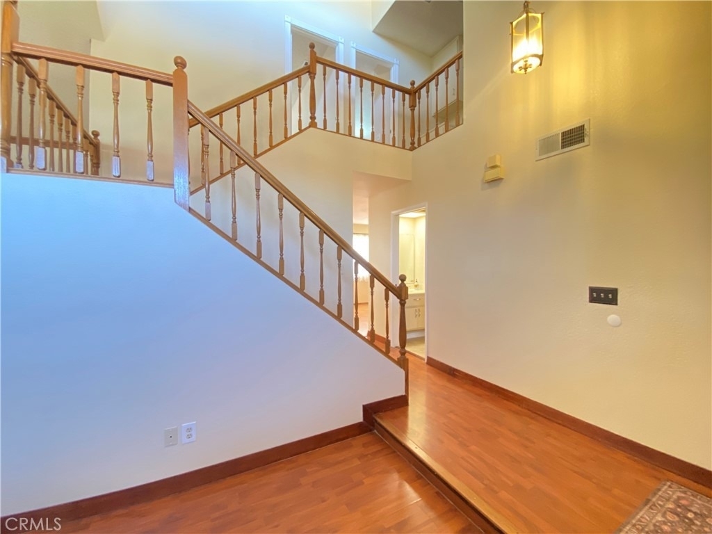 12044 Champlain Street - Photo 2