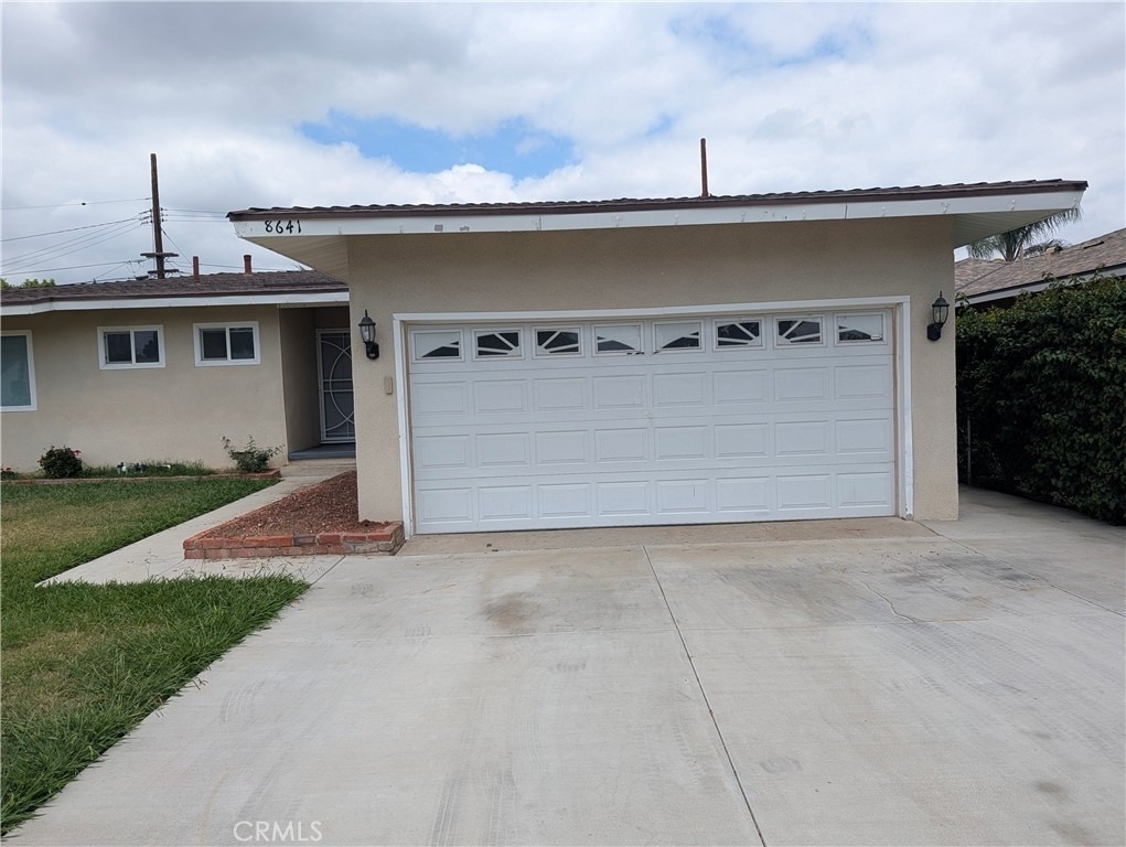 8641 Garfield Street - Photo 1