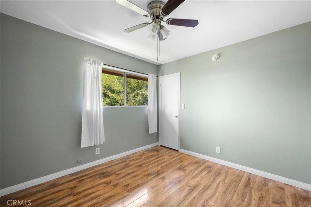 10757 Hortense Street - Photo 17