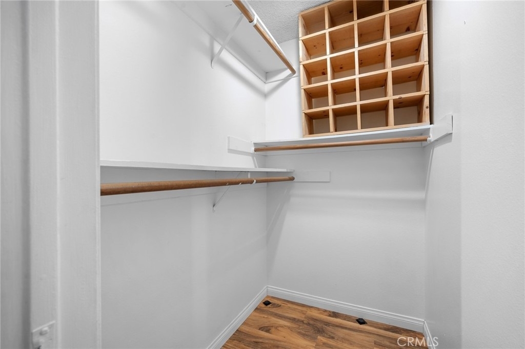 10757 Hortense Street - Photo 14