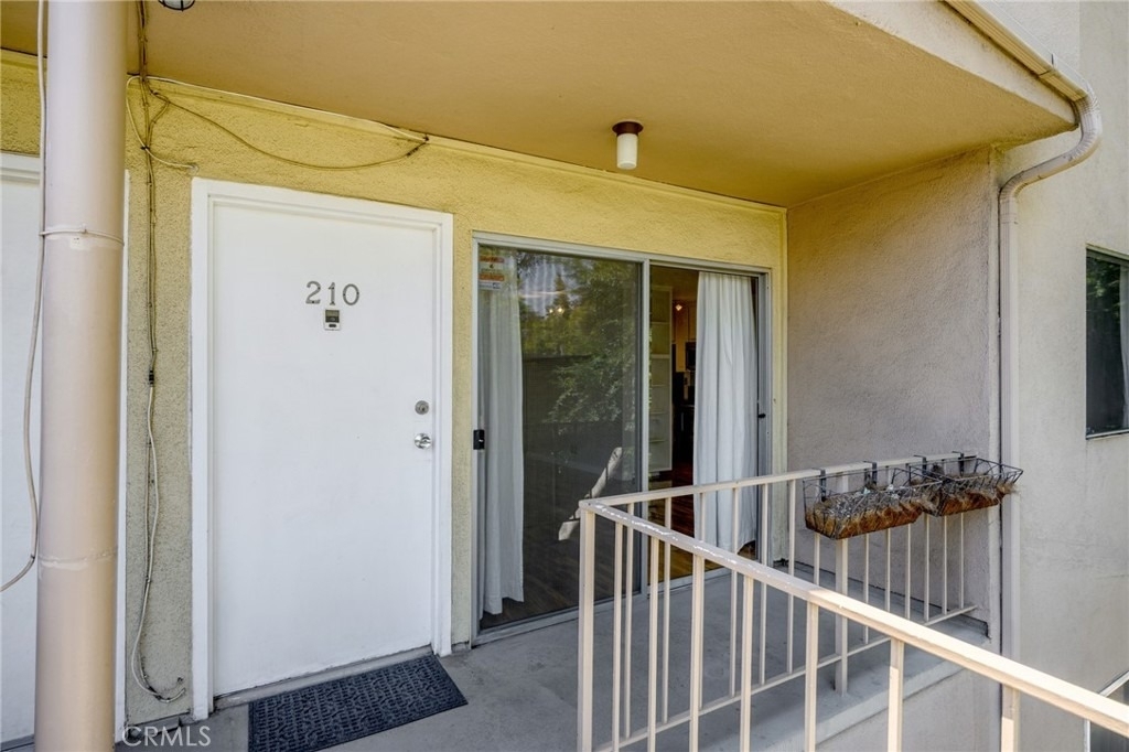 10757 Hortense Street - Photo 2