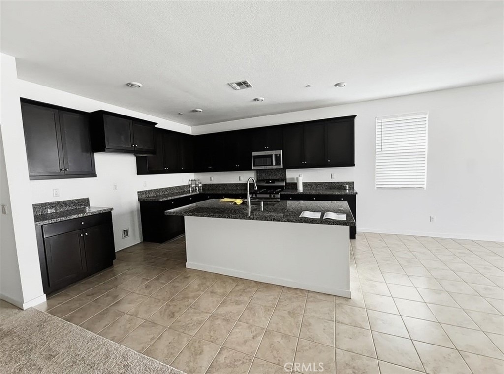62698 N Crescent - Photo 1