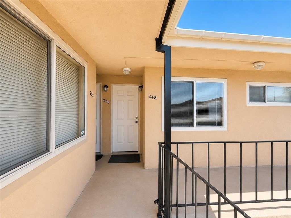 248 E Navilla Place - Photo 7