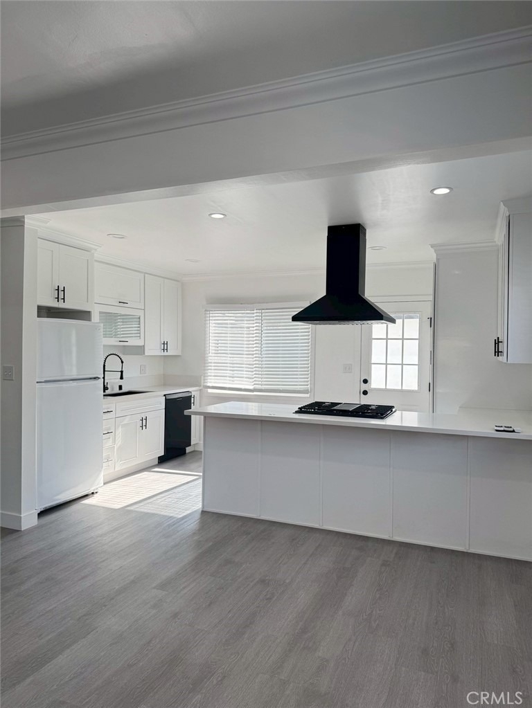 1327 N Kenwood St - Photo 8
