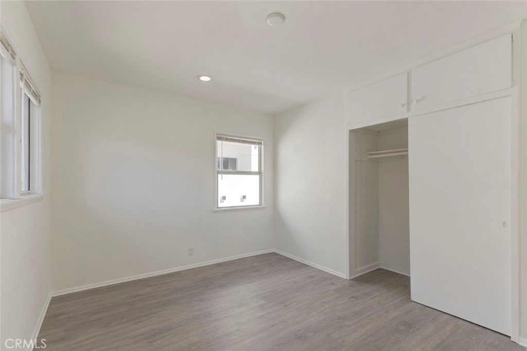 14916 Wyandotte - Photo 17