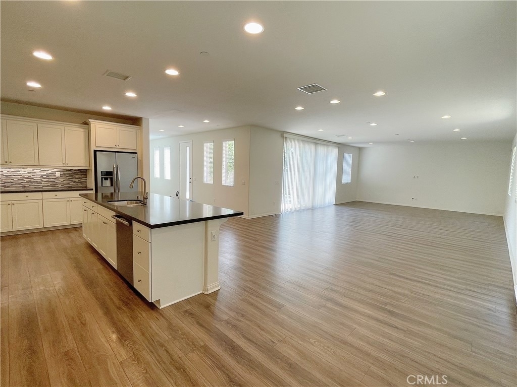 417 W Bagnall Street - Photo 5