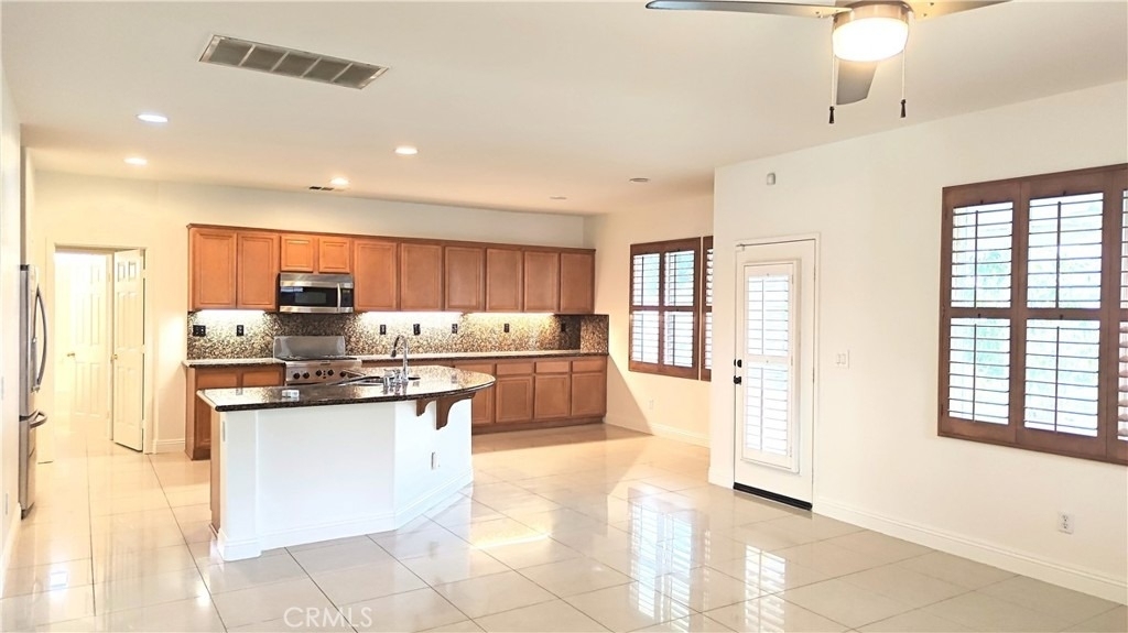 12554 Desert Springs - Photo 3