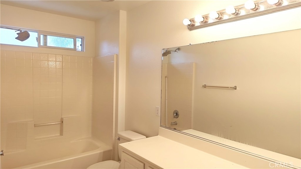 12554 Desert Springs - Photo 12