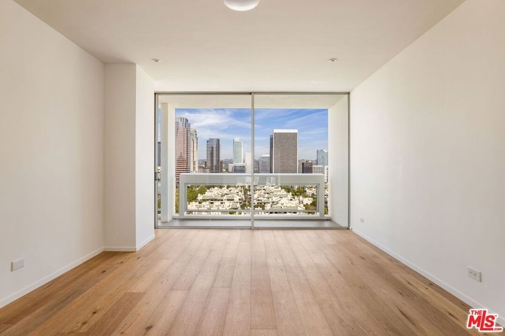 2222 Avenue Of The Stars - Photo 12