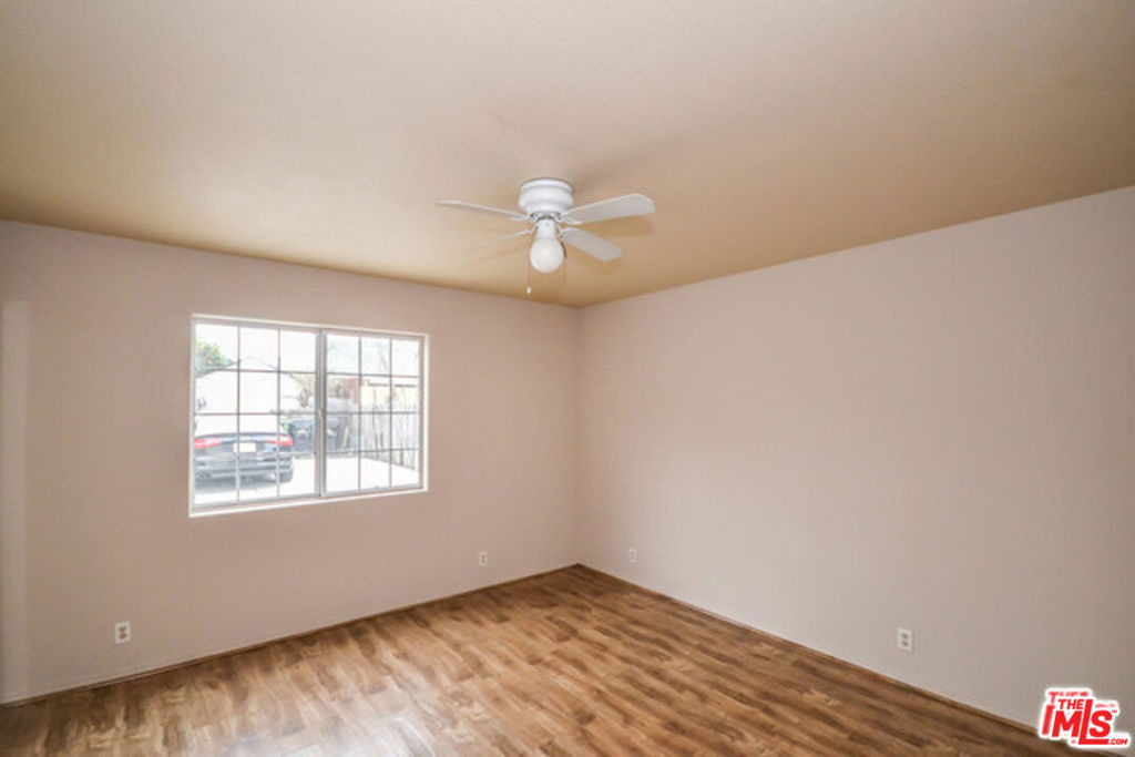 3722 Wall Street - Photo 3