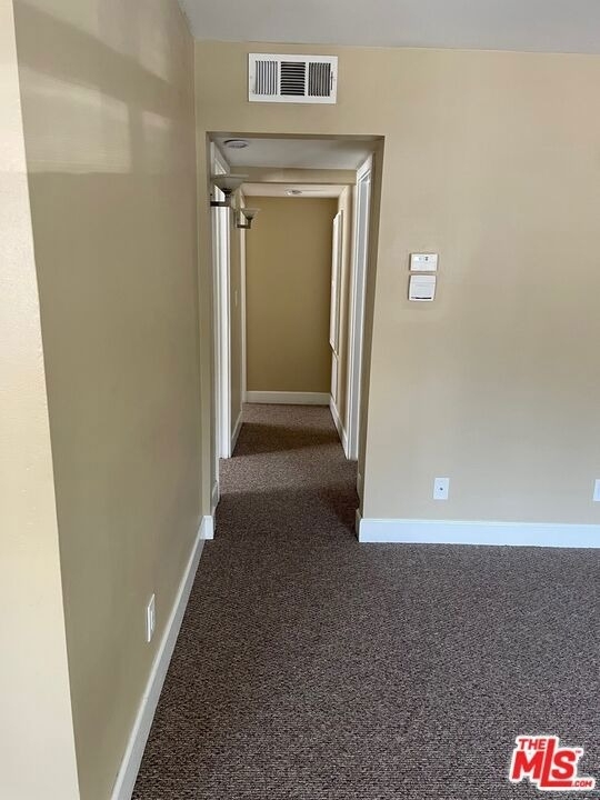 10982 Roebling Avenue - Photo 9