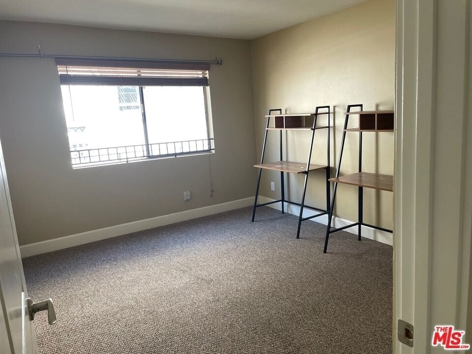 10982 Roebling Avenue - Photo 13