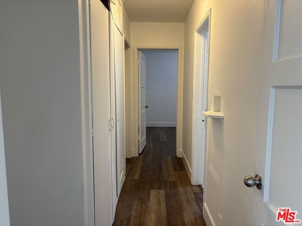1638 Greenfield Avenue - Photo 12