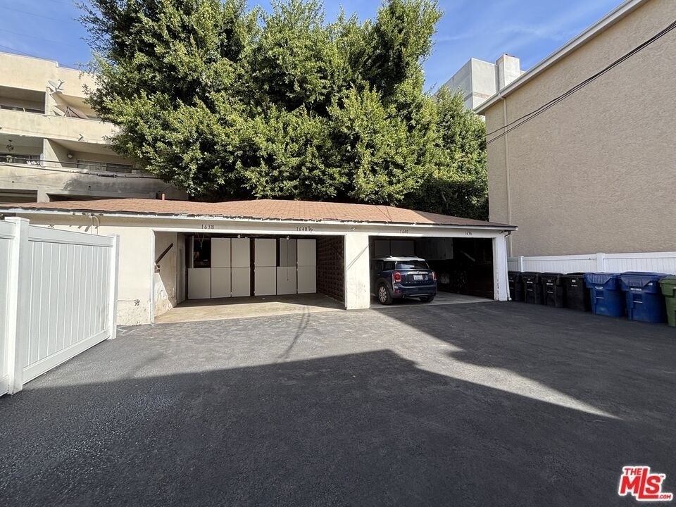 1638 Greenfield Avenue - Photo 21