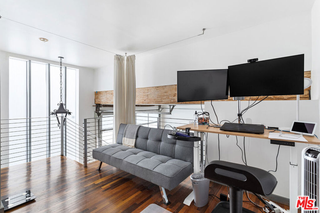 24 Westminster Avenue - Photo 14