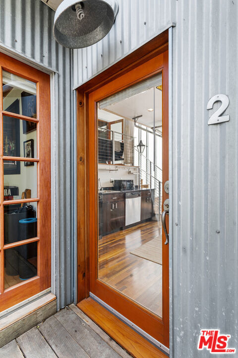 24 Westminster Avenue - Photo 15