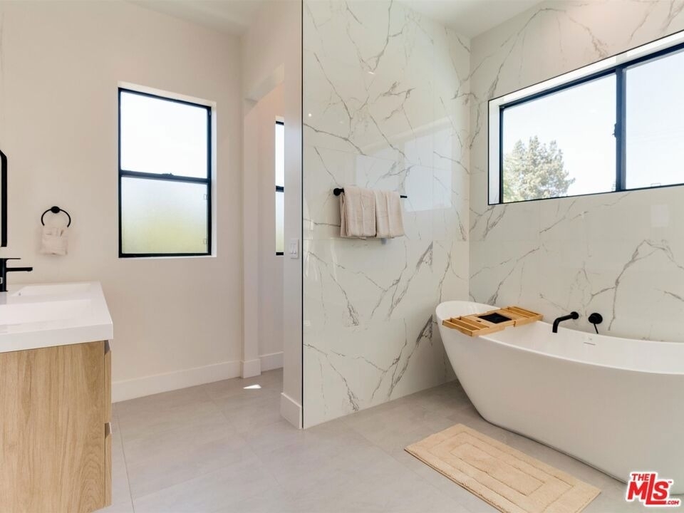 5929 Hesperia Avenue - Photo 41