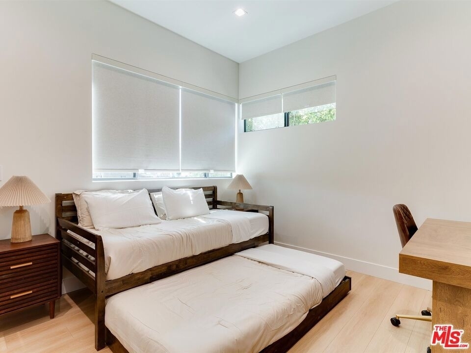 5929 Hesperia Avenue - Photo 26