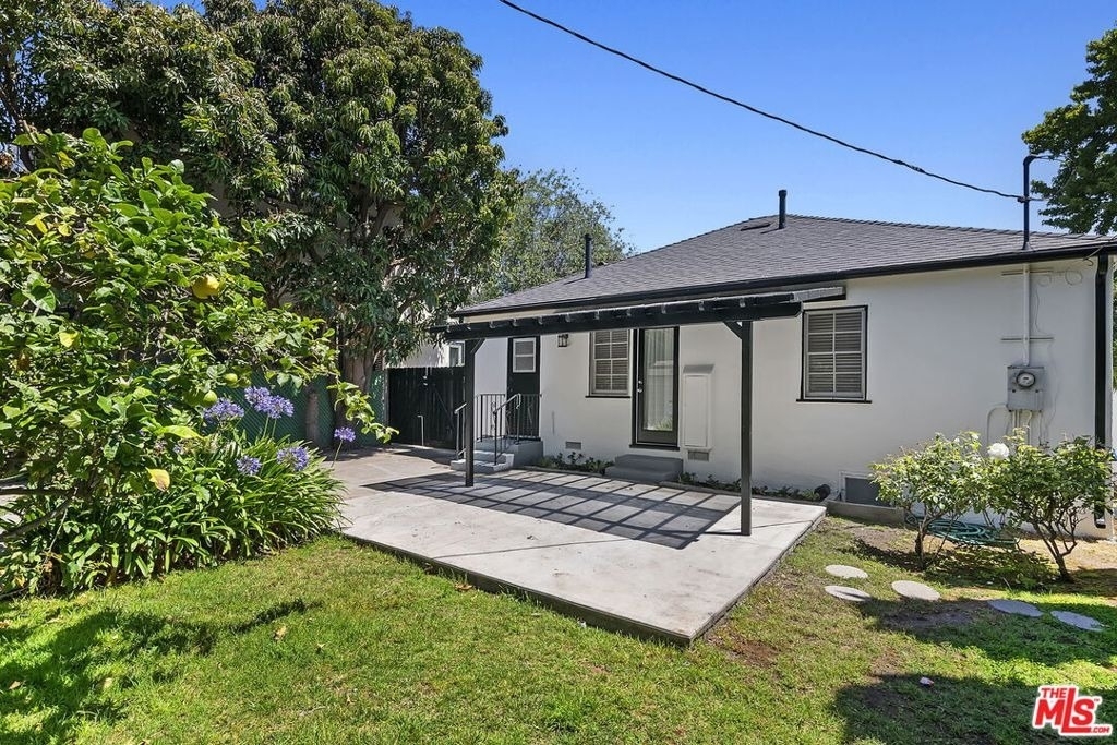 2519 Bentley Avenue - Photo 24