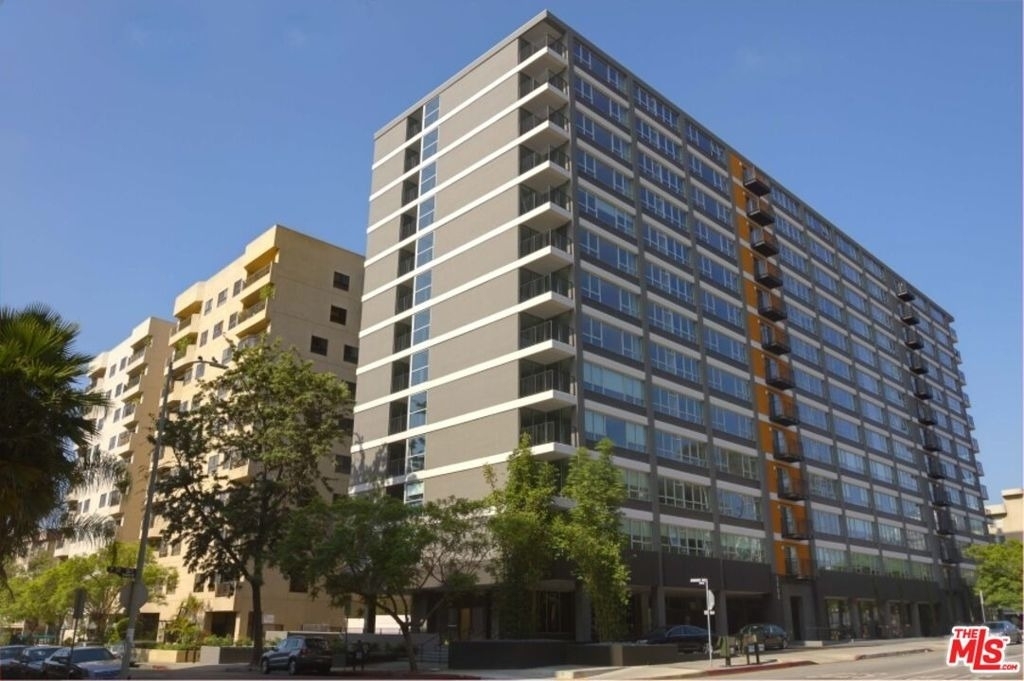 3460 W 7th Street - Photo 0
