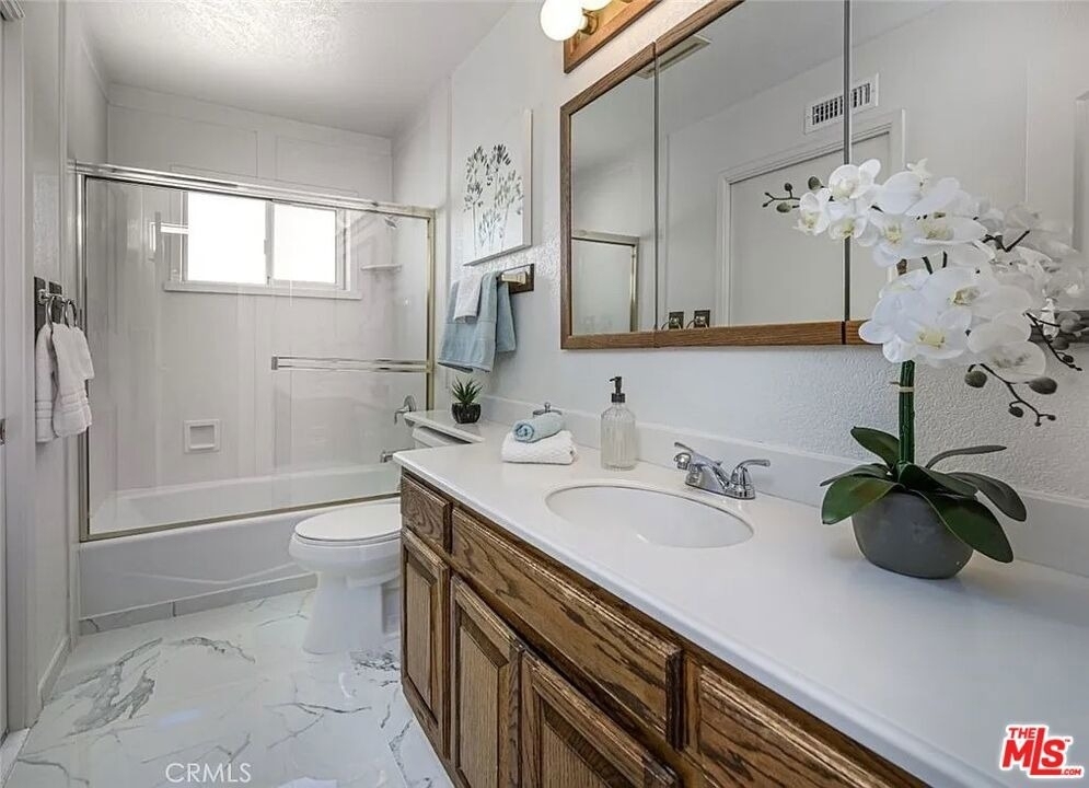 758 E Cypress Avenue - Photo 1