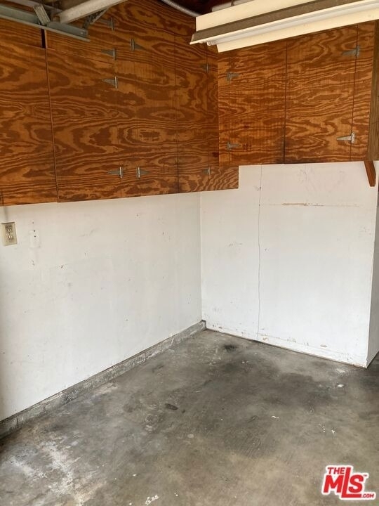 758 E Cypress Avenue - Photo 15