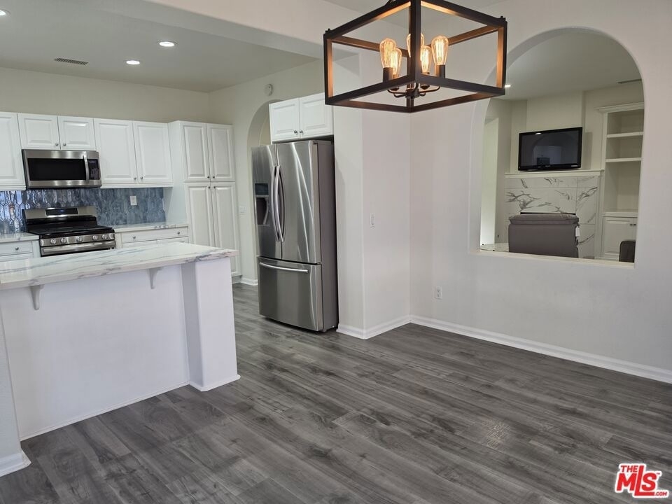 26913 Monterey Avenue - Photo 2