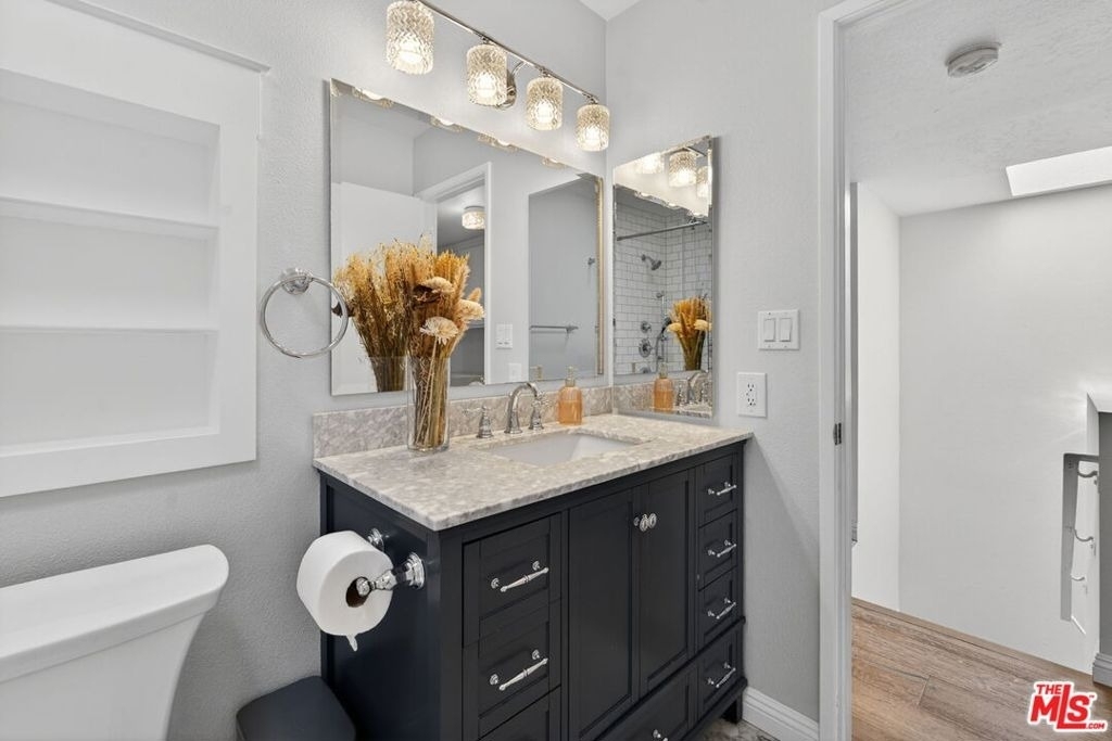 8611 Burton Way - Photo 47
