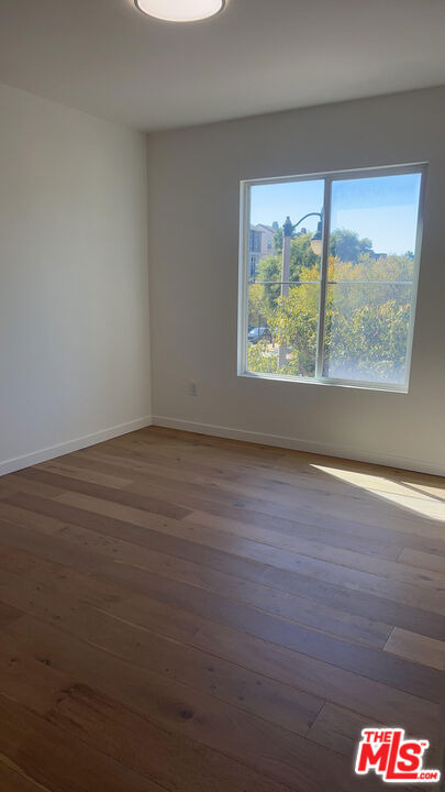 6020 Seabluff Drive - Photo 9